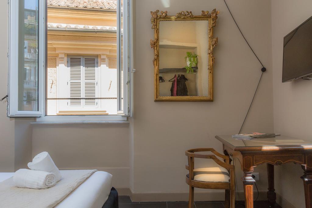 App Condotti Luxury Apartment In Rom Eksteriør billede